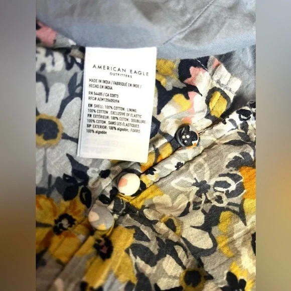 American Eagle Floral Backless Mini Dress 
Boho Minimalist Summer 
Size Small - Picture 6 of 7